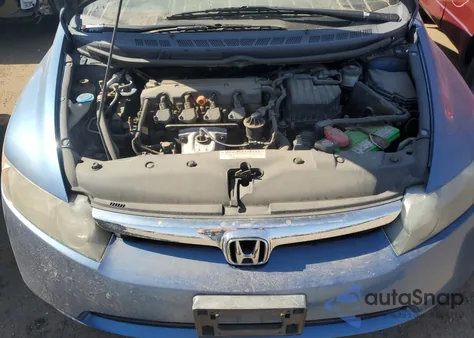 2008 Honda Civic Lx z USA, uszkodzony, nr VIN 1HGFA16558L114121